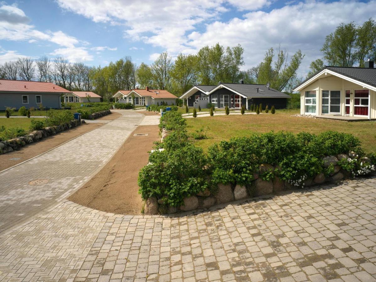 Daenische Ferienhaeuser Am Salzhaff Haus Kaept'N Nemo Insel Poel Exterior photo